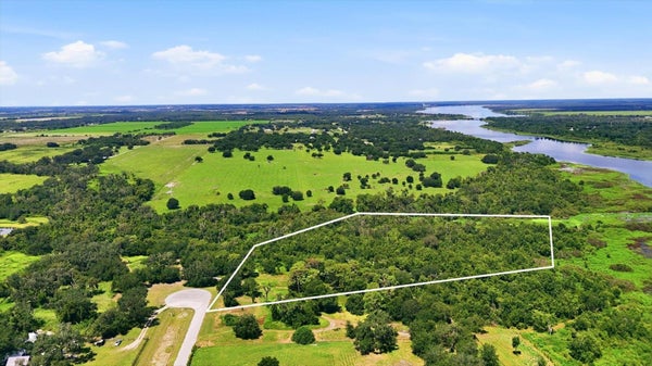 26115 39TH PL, MYAKKA CITY, FL 34251 - Image cabb333bc87bc99b6d65a3bf10c38130/2020608833