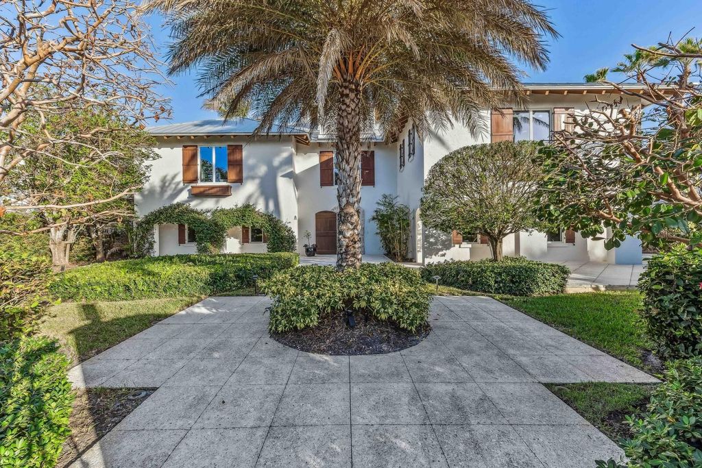 Photo of 1644 Treasure Lane, Boca Grande, FL 33921 (MLS # D6144295)