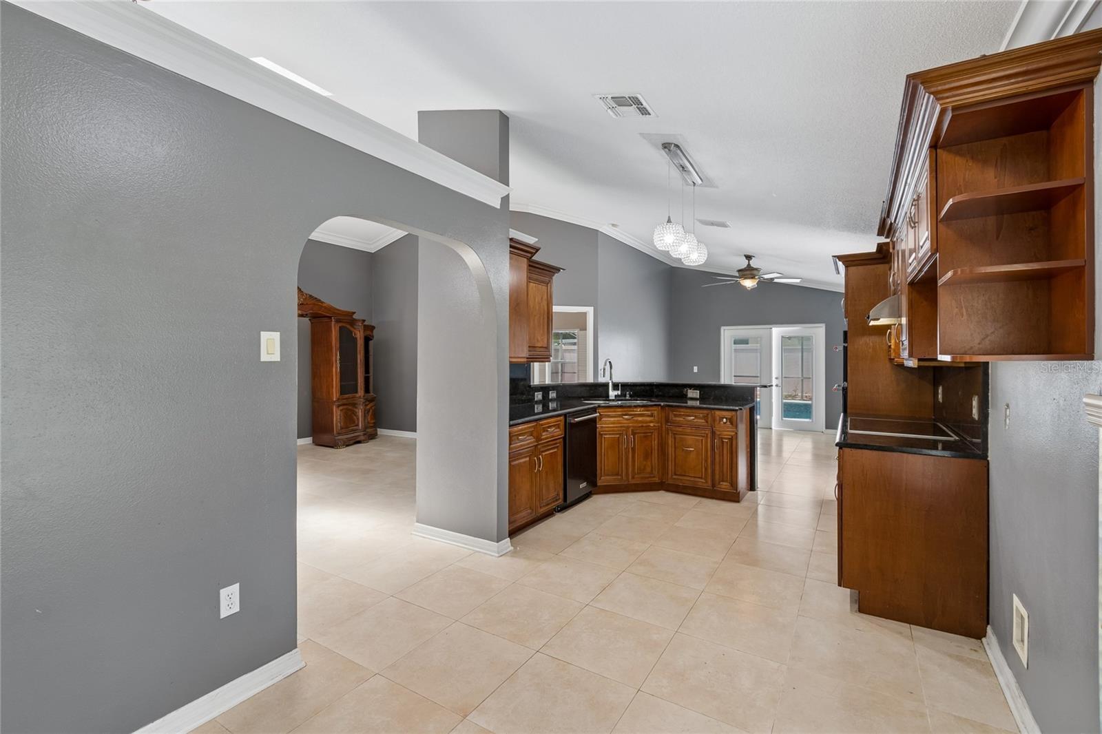 WINDING CREEK - Residential