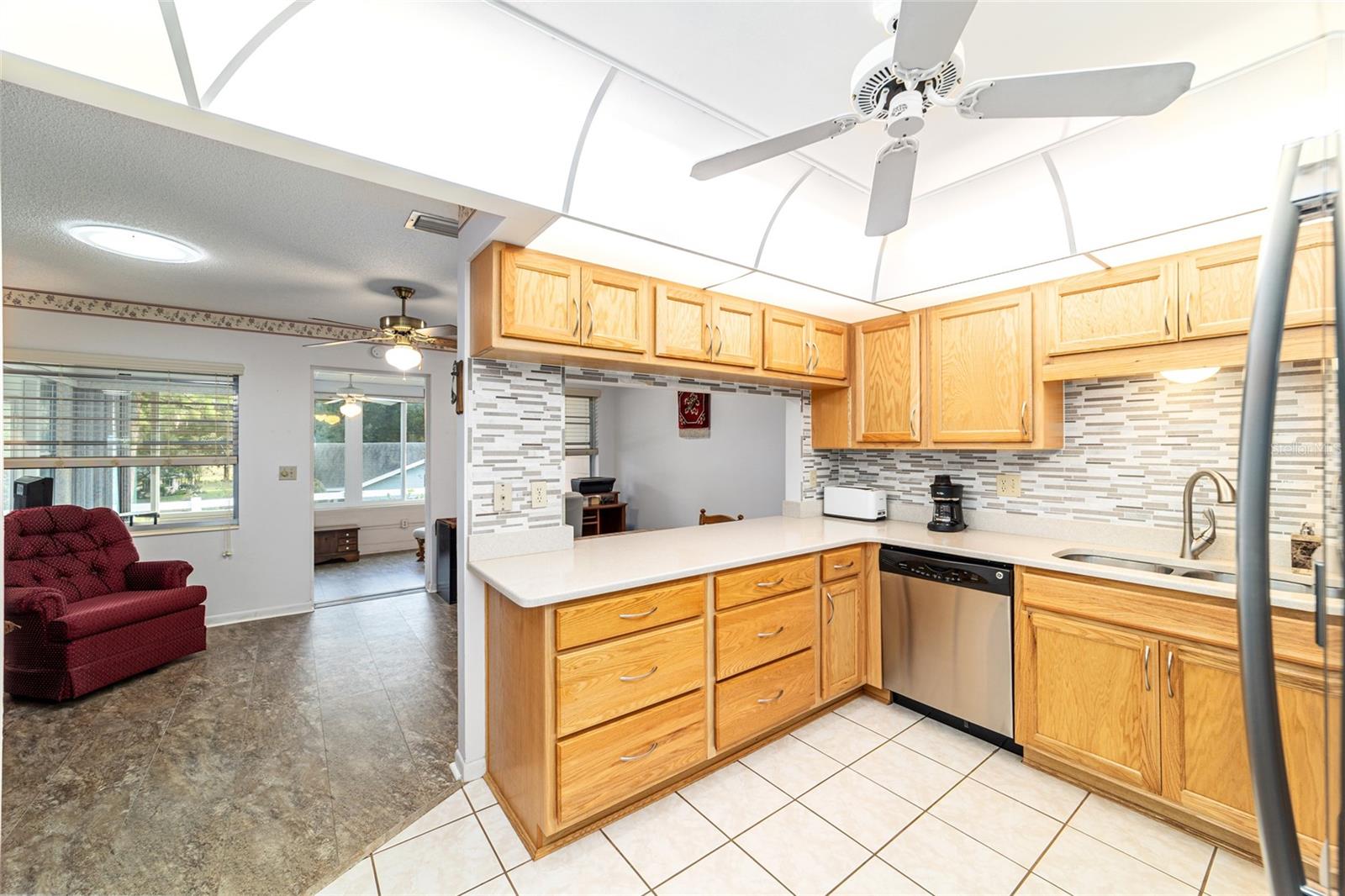 ON TOP OF THE WORLD - Residential