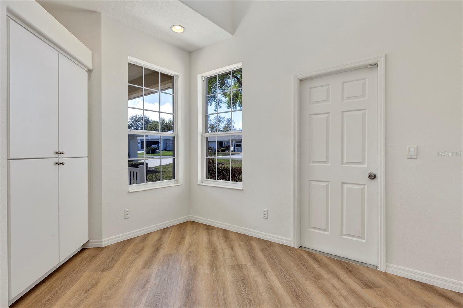 ROYAL HARBOR - Residential