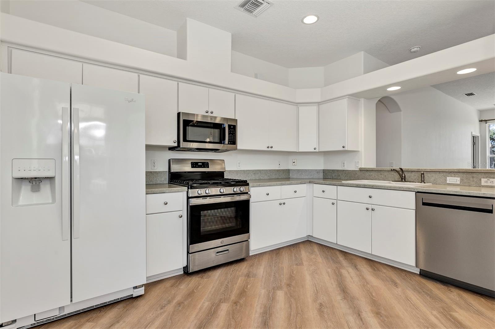 ROYAL HARBOR - Residential