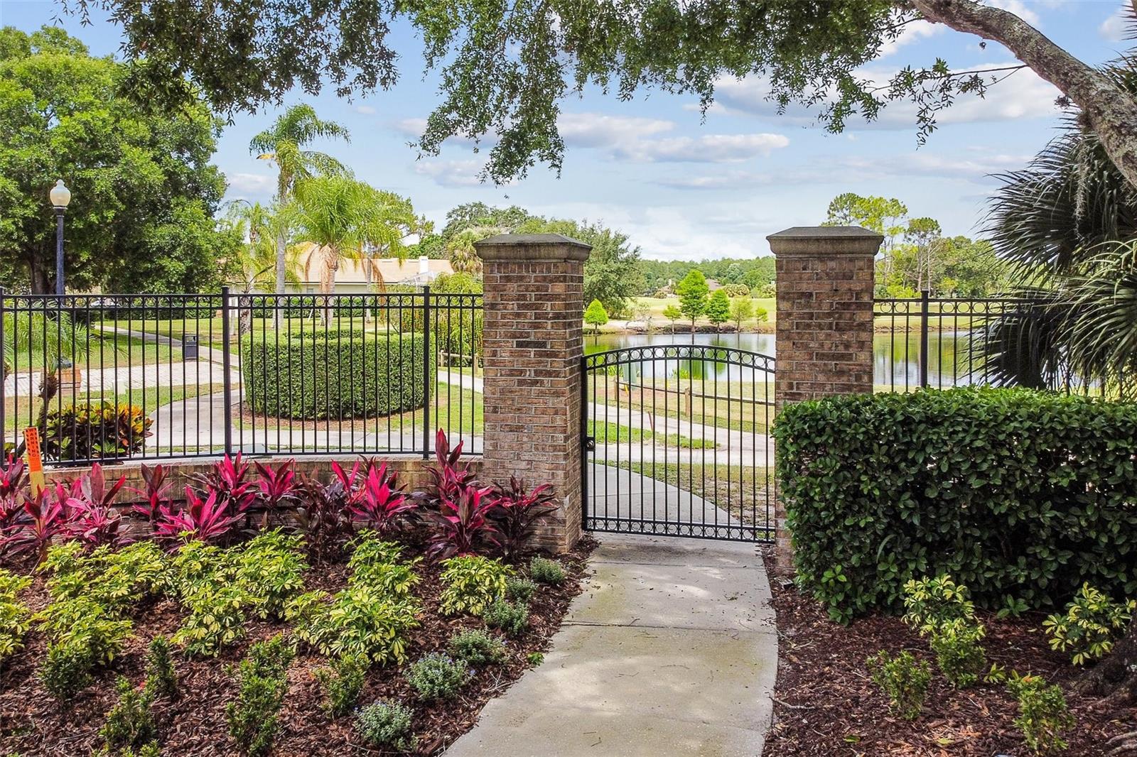 CRESCENT OAKS COUNTRY CLUB PH 1 - Residential