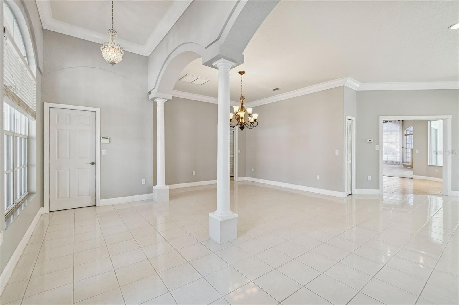 CRESCENT OAKS COUNTRY CLUB PH 1 - Residential