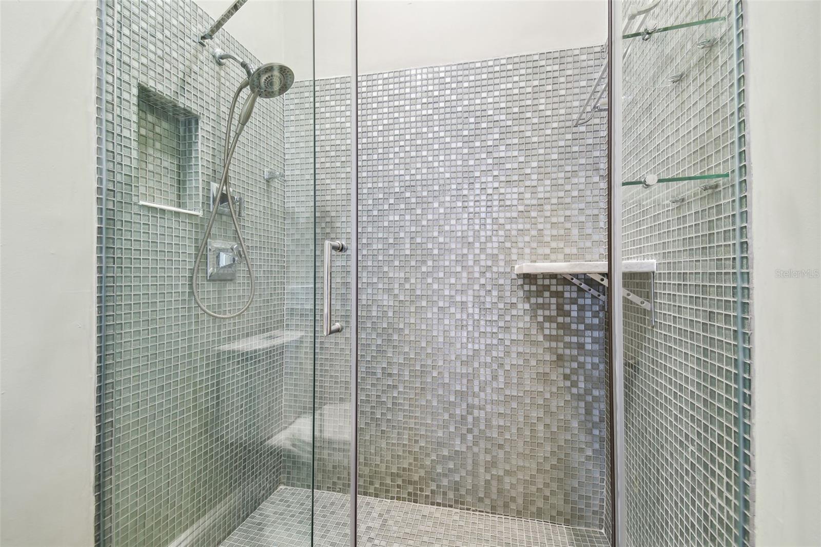 CRESCENT OAKS COUNTRY CLUB PH 1 - Residential