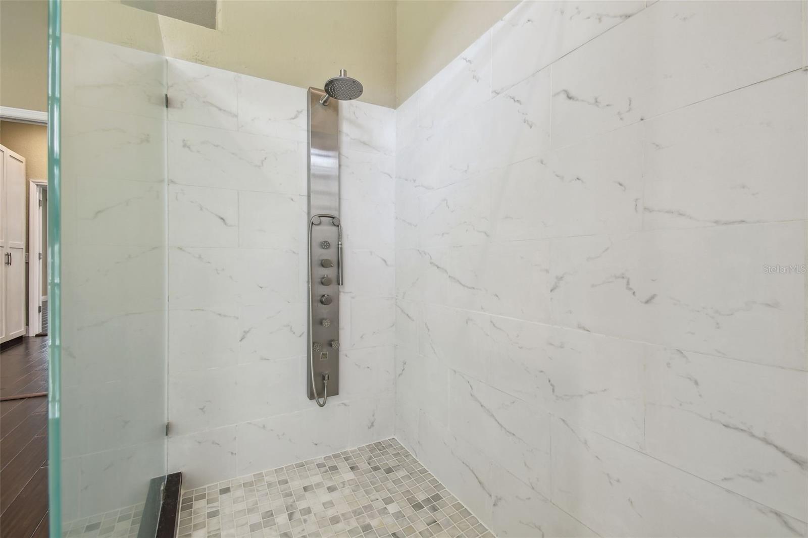 CRESCENT OAKS COUNTRY CLUB PH 1 - Residential