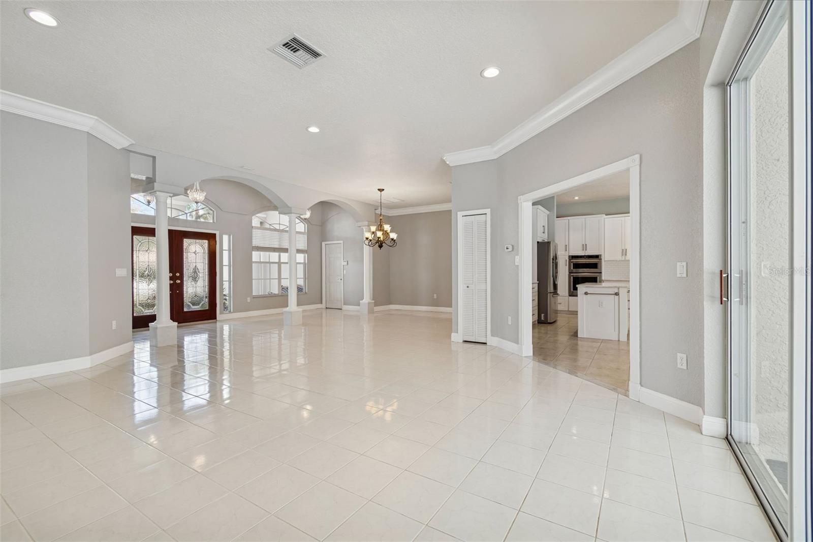 CRESCENT OAKS COUNTRY CLUB PH 1 - Residential