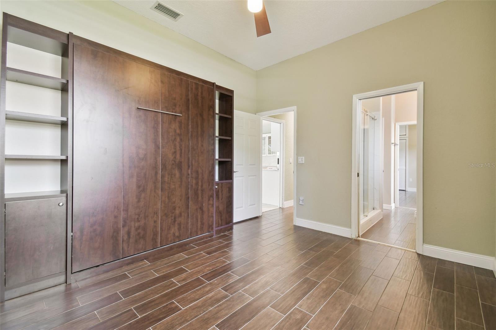 CRESCENT OAKS COUNTRY CLUB PH 1 - Residential