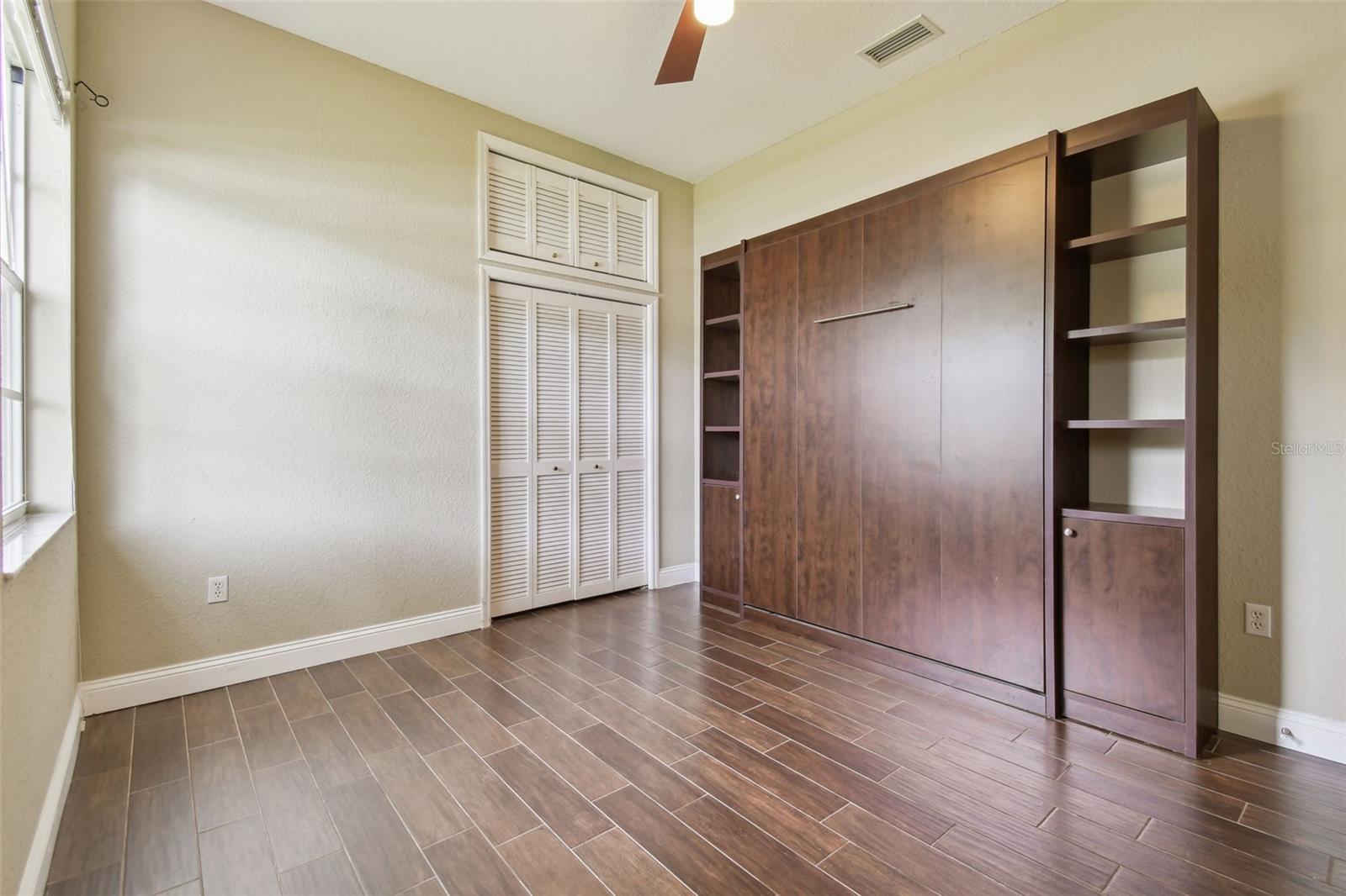 CRESCENT OAKS COUNTRY CLUB PH 1 - Residential