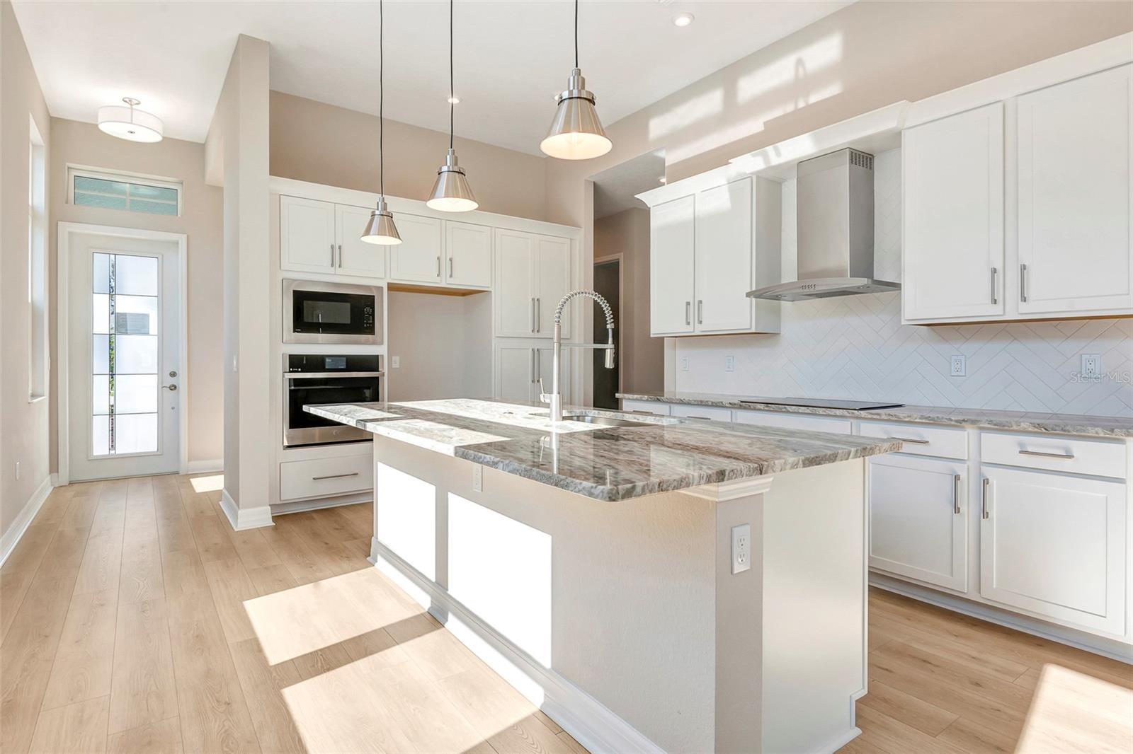 RESERVE AT VICTORIA - Residential