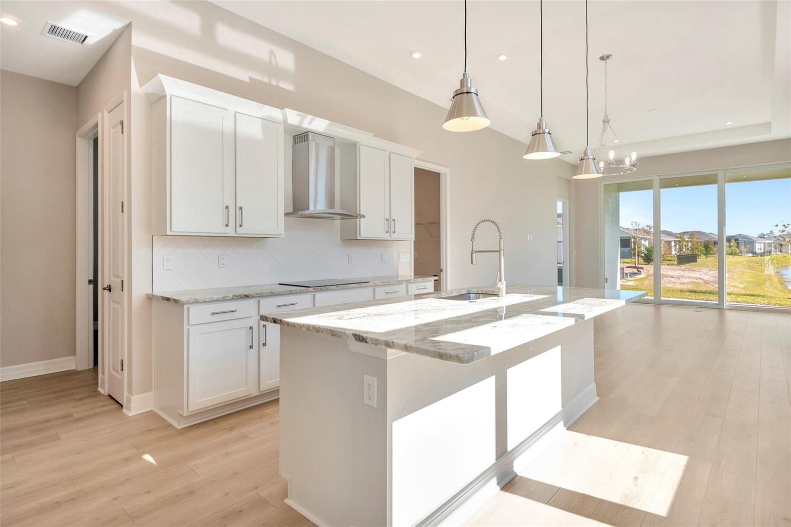 RESERVE AT VICTORIA - Residential