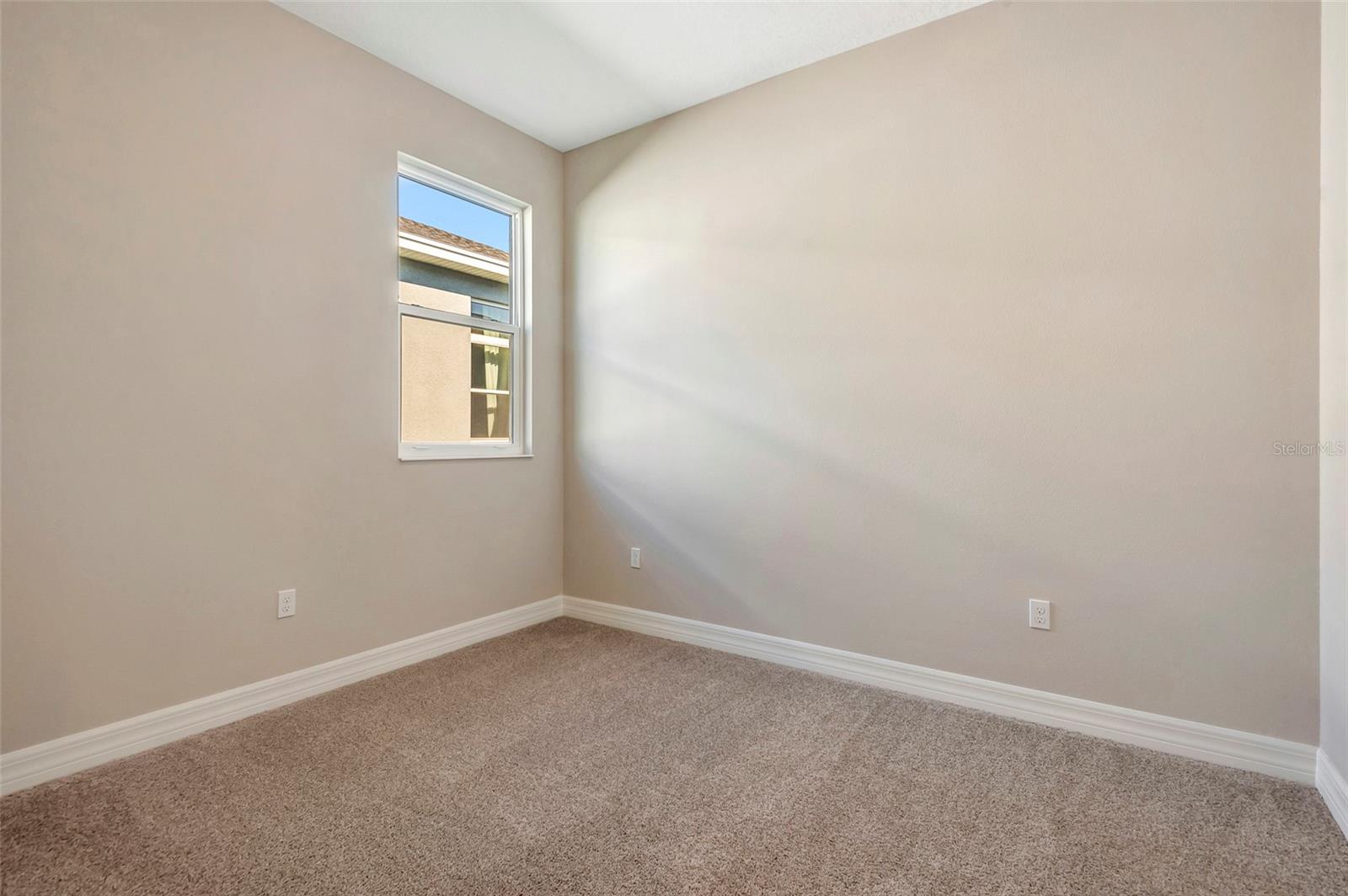 RESERVE AT VICTORIA - Residential