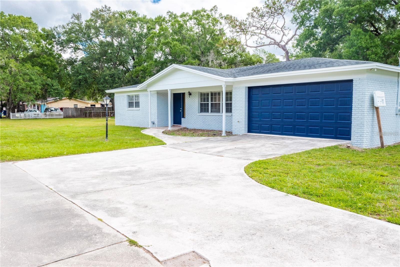GALLERY GARDENS - Residential Lease