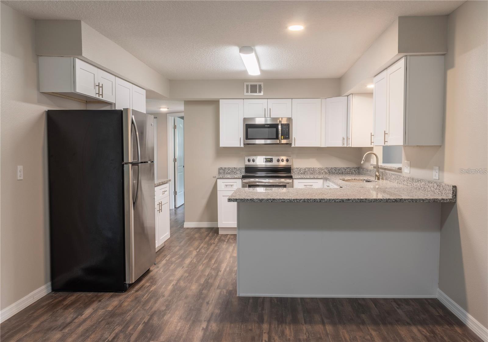 GALLERY GARDENS - Residential Lease