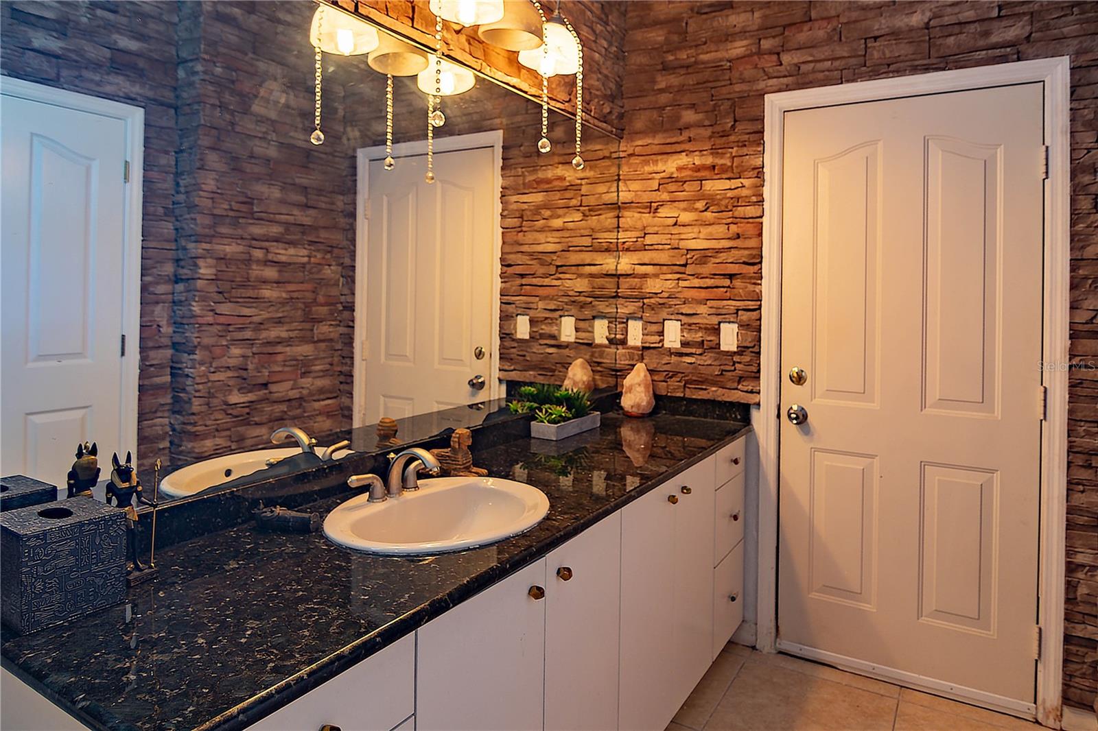 WATERS OF WEEKI WACHEE - Residential