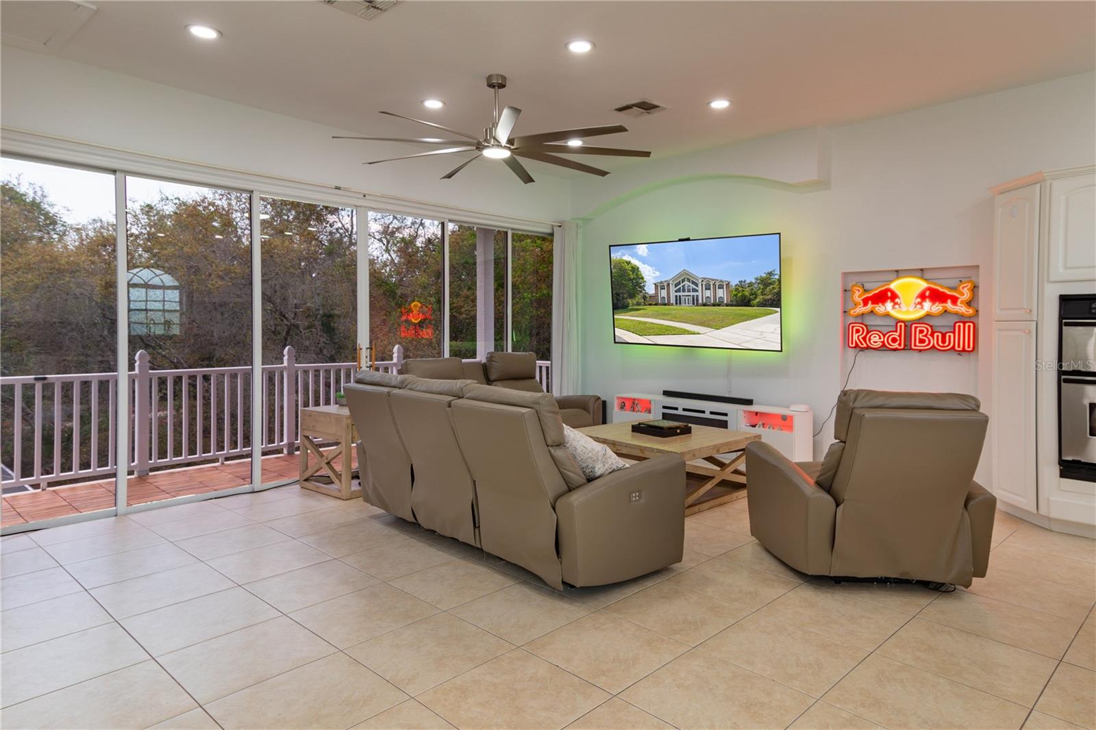 WATERS OF WEEKI WACHEE - Residential