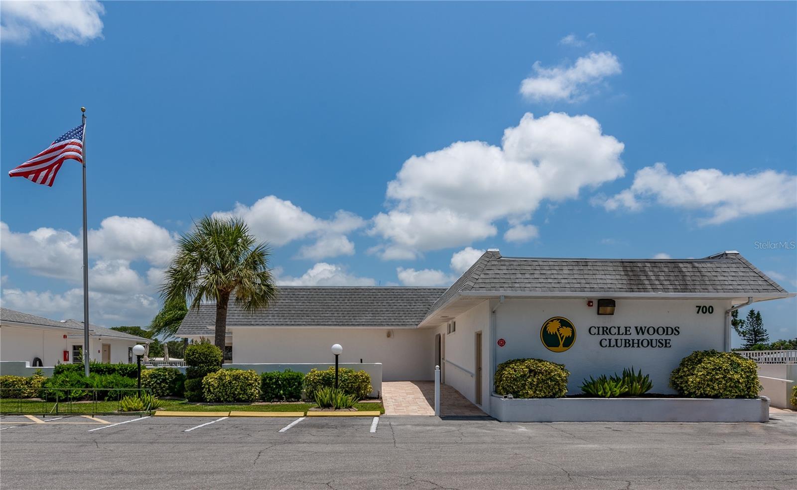 CIRCLE WOODS OF VENICE 1 - Residential