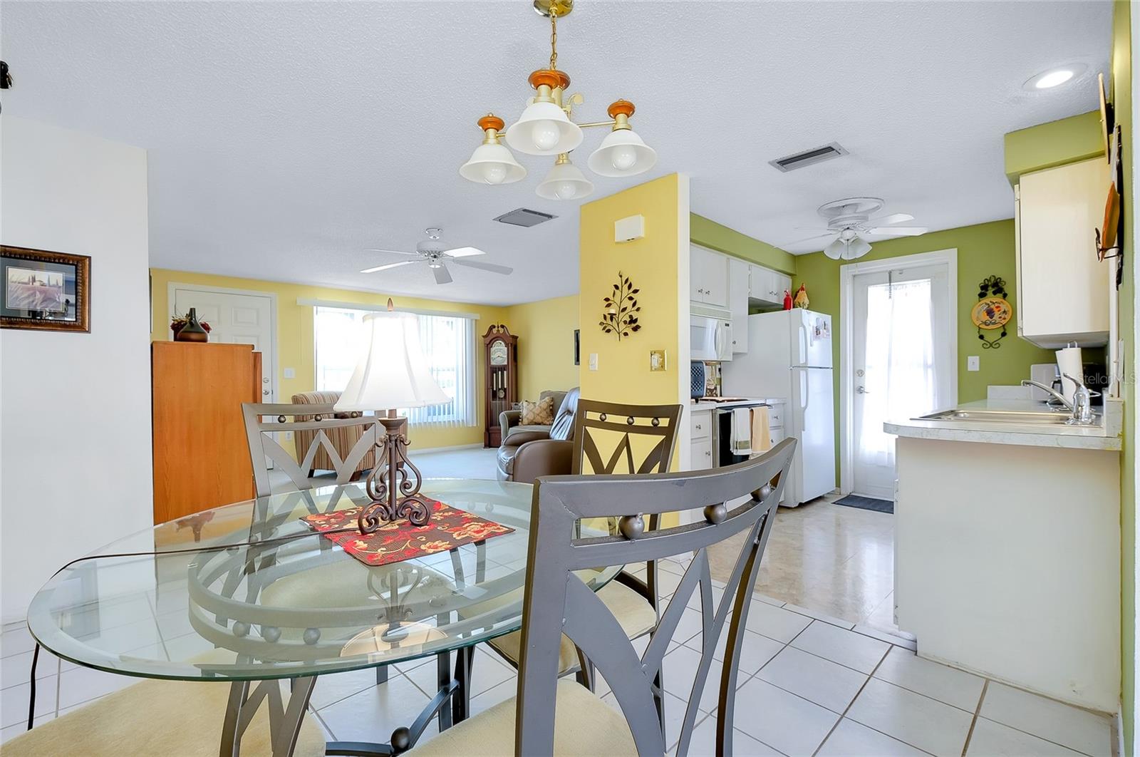 CIRCLE WOODS OF VENICE 1 - Residential