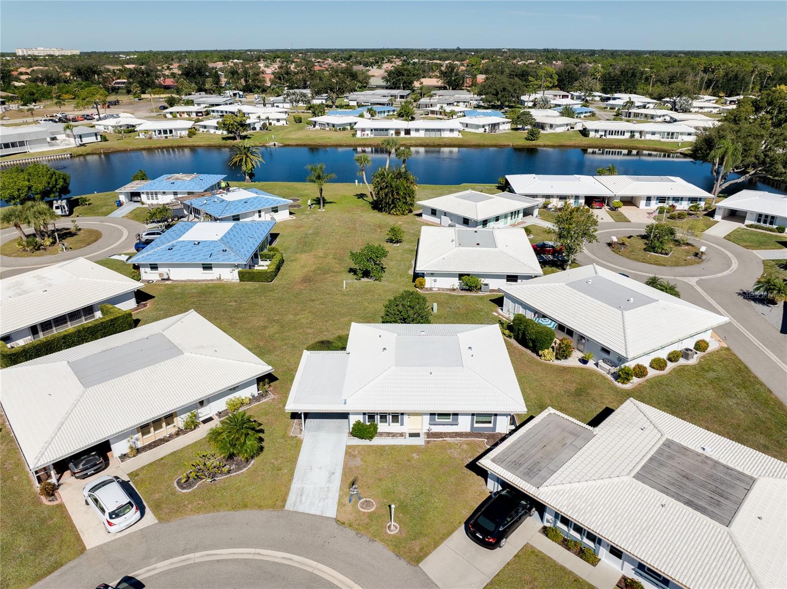 CIRCLE WOODS OF VENICE 1 - Residential