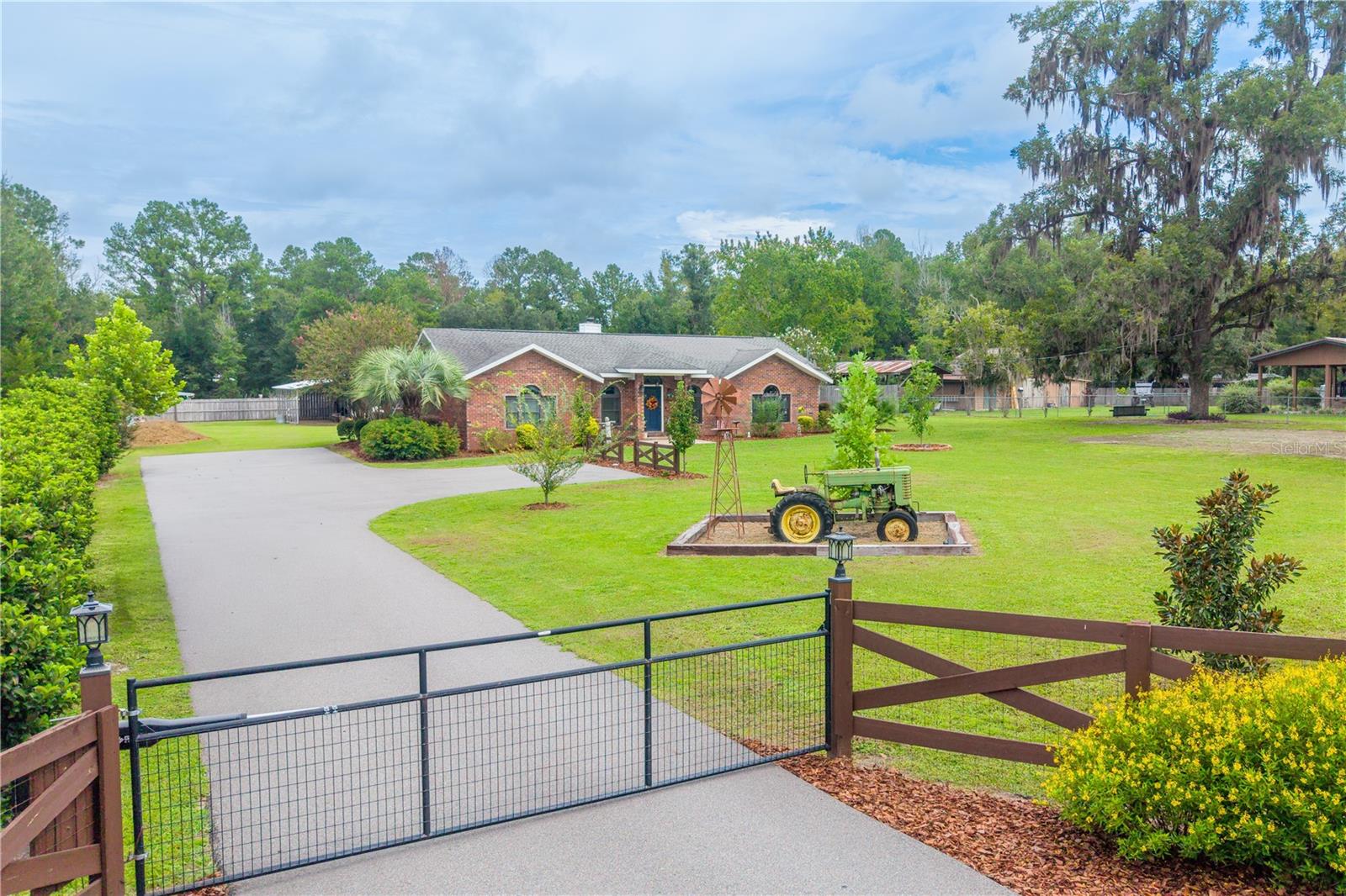 11255 W COUNTY ROAD 18