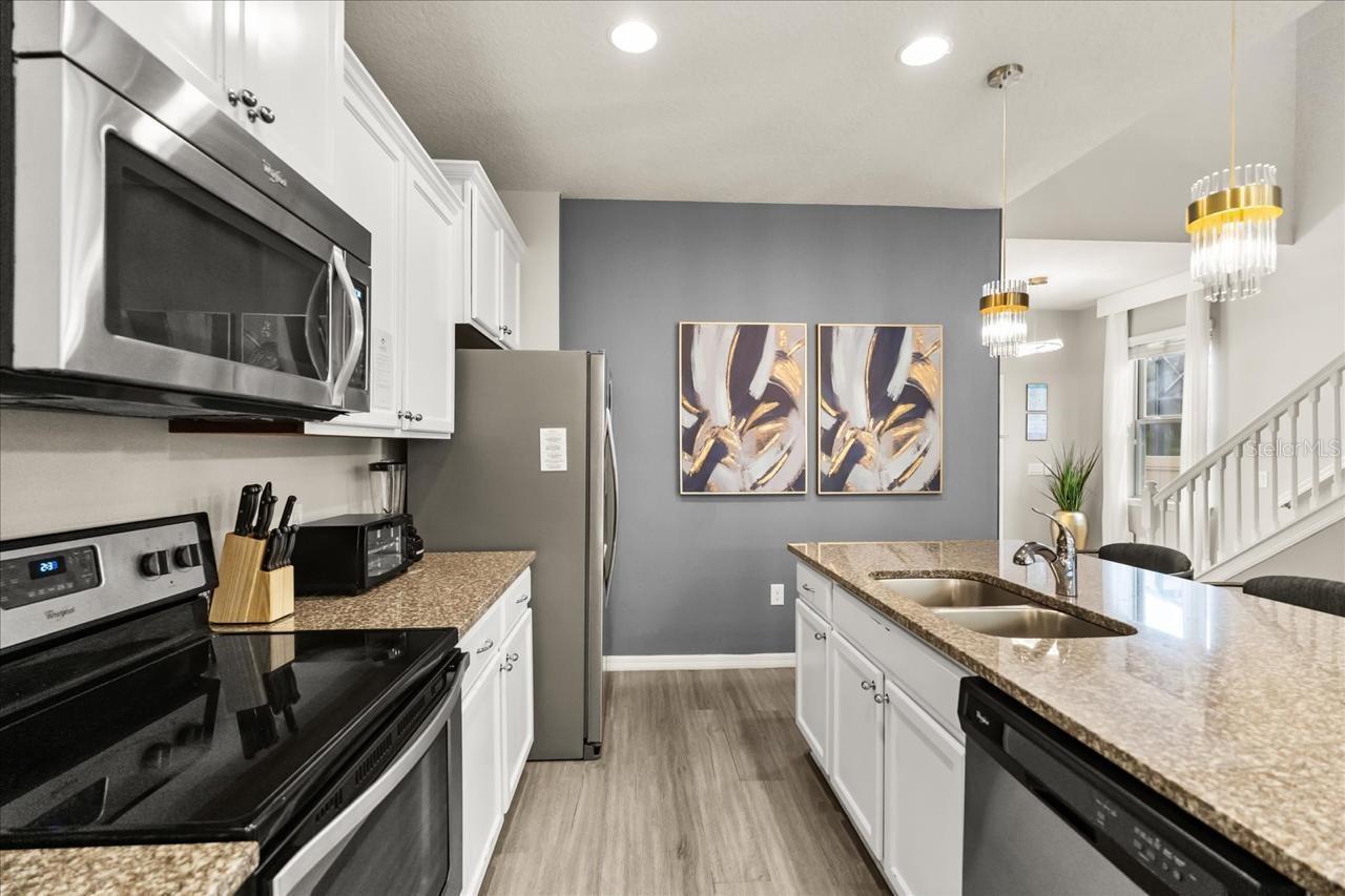 WINDSOR AT WESTSIDE PH 1 PB 23 PG 112-118 LOT 100 - Residential