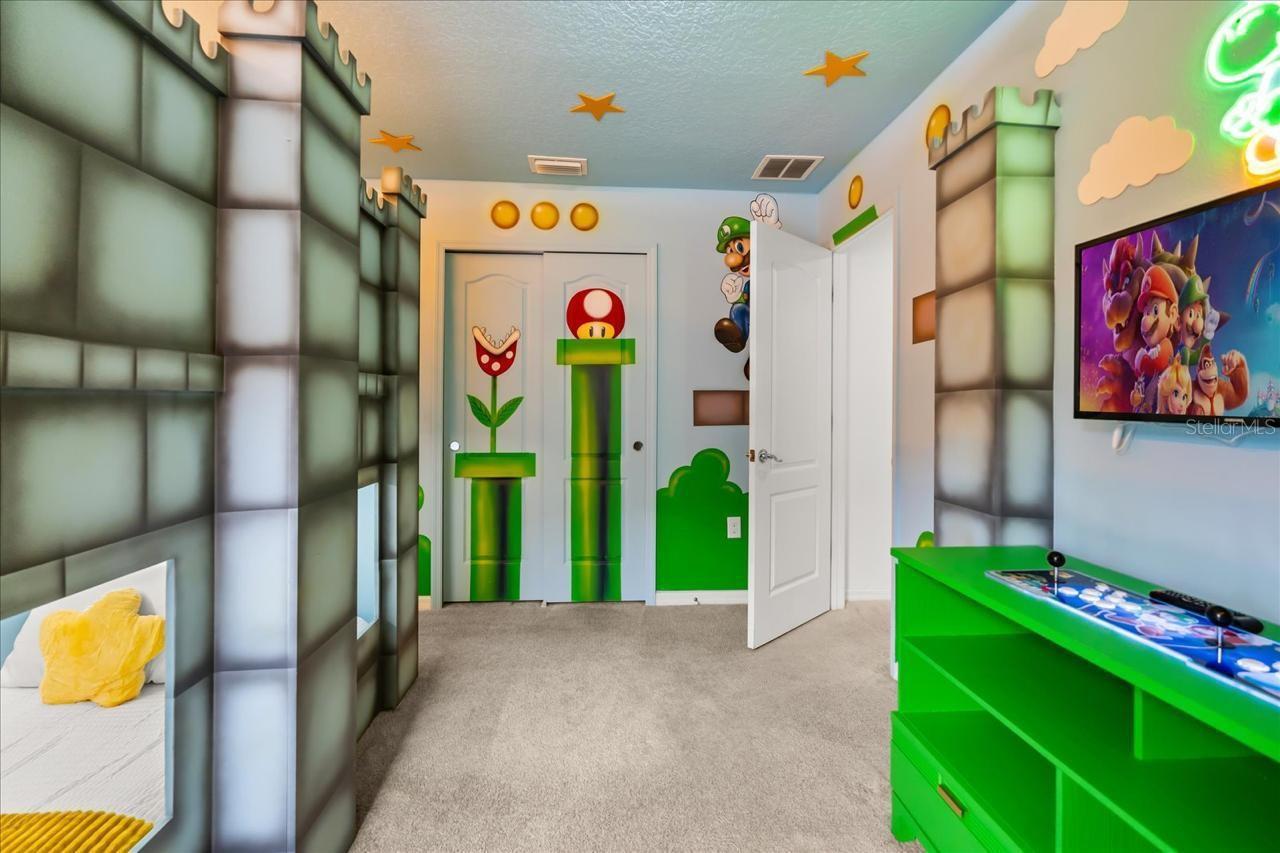 WINDSOR AT WESTSIDE PH 1 PB 23 PG 112-118 LOT 100 - Residential