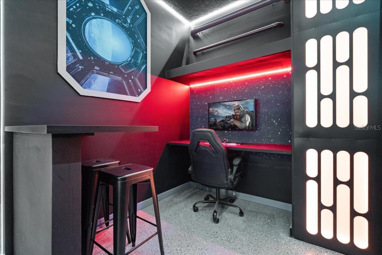 WINDSOR AT WESTSIDE PH 1 PB 23 PG 112-118 LOT 100 - Residential