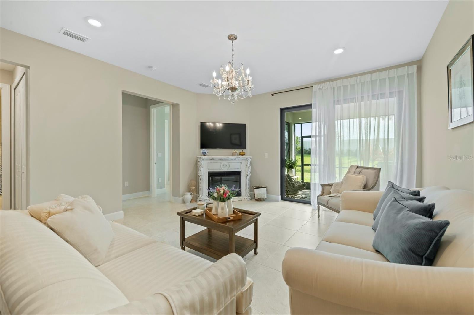 TALON PRESERVE PH 1A 1B & 1C - Residential Lease