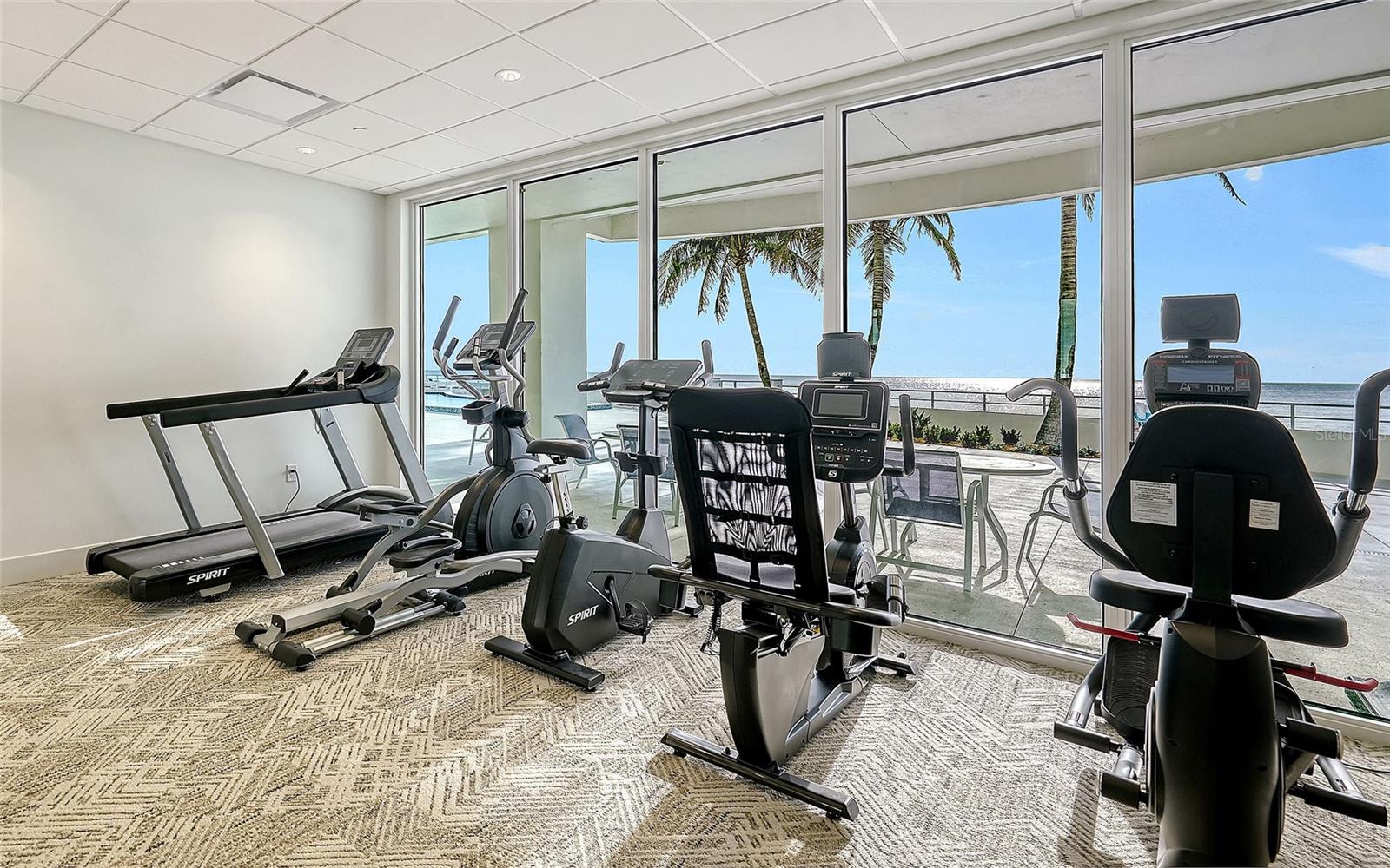 KEY TOWER SOUTH - Residential