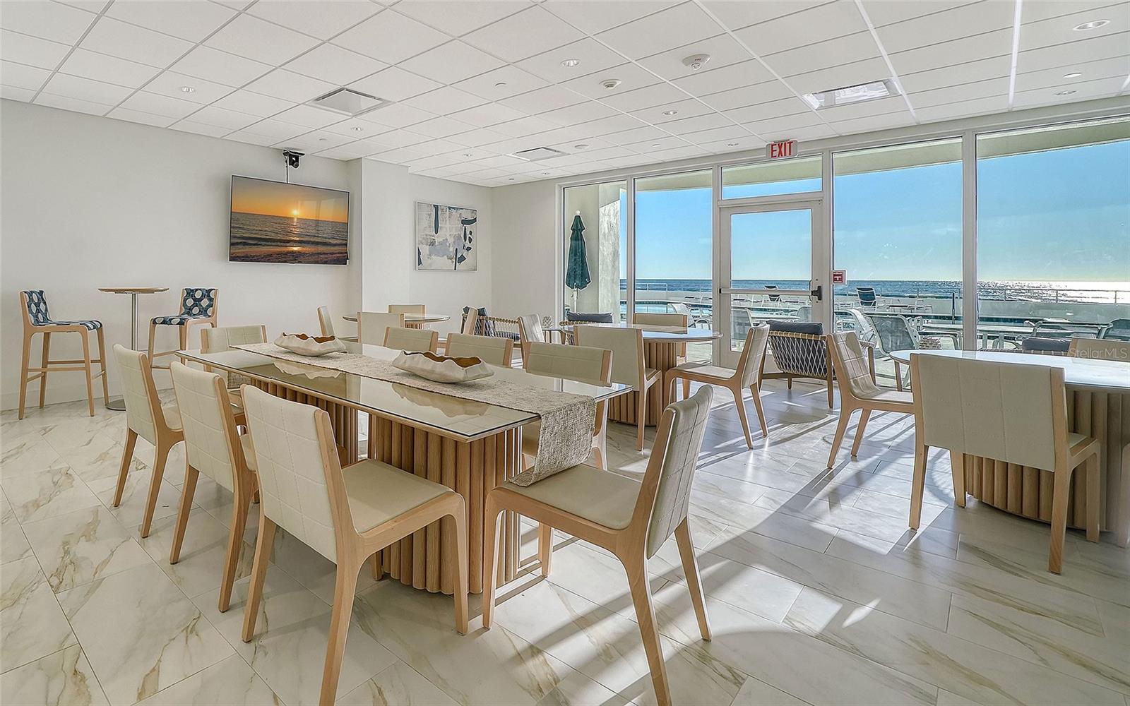 KEY TOWER SOUTH - Residential