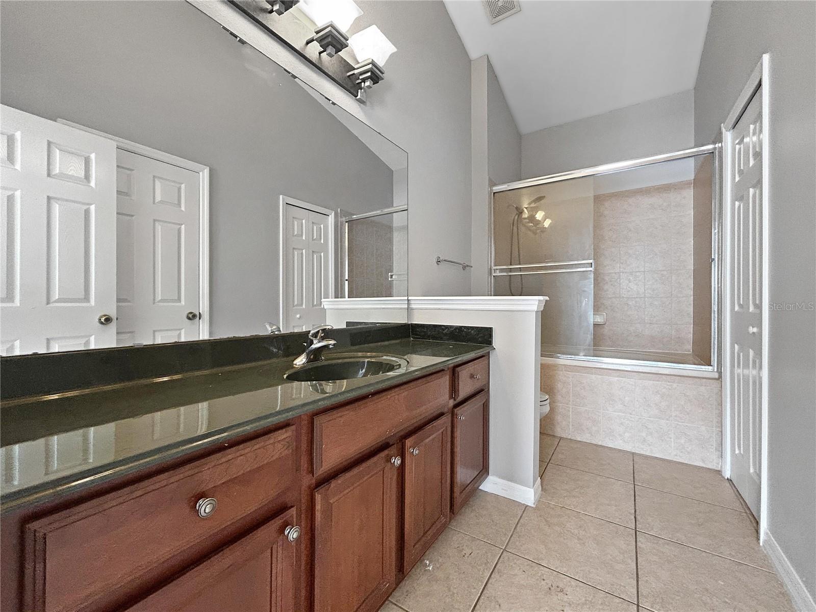 LAKES/WINDERMERE-LK REAMS TWNH - Residential