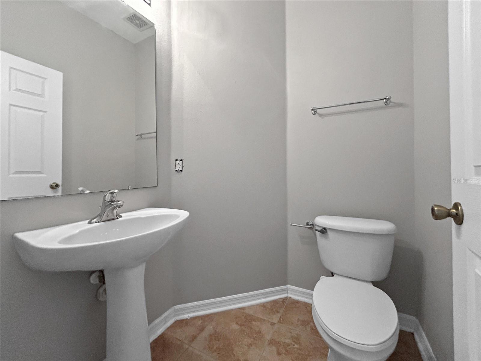 LAKES/WINDERMERE-LK REAMS TWNH - Residential