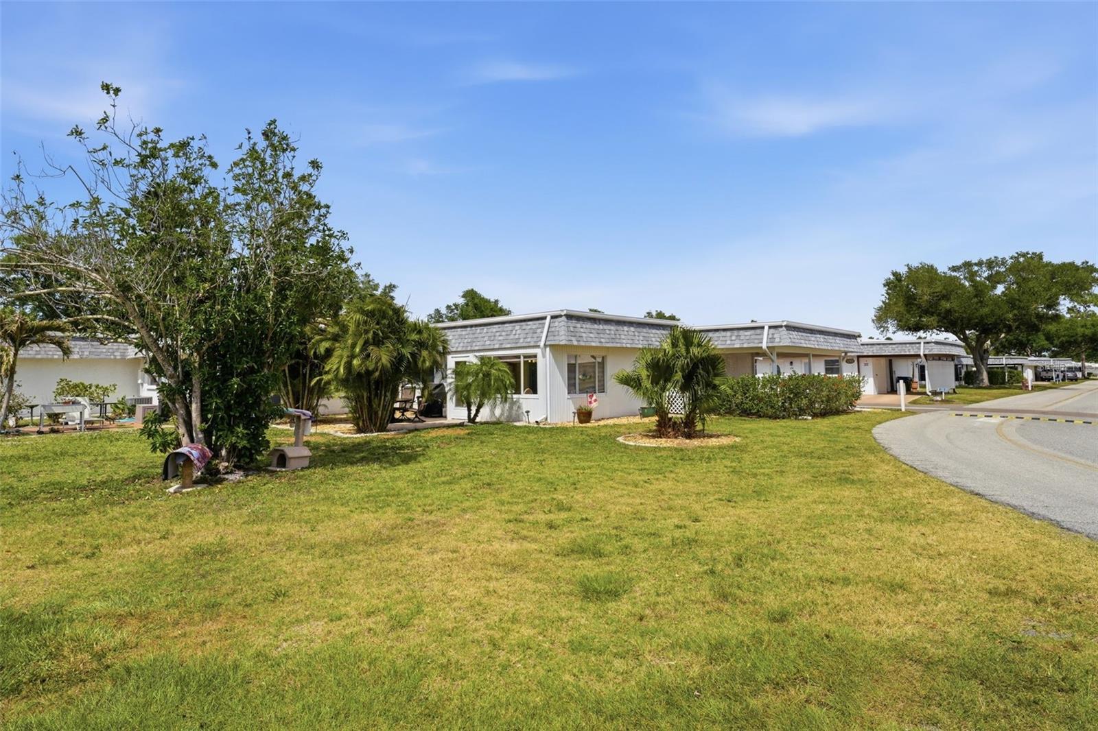 CIRCLE WOODS OF VENICE 2 - Residential