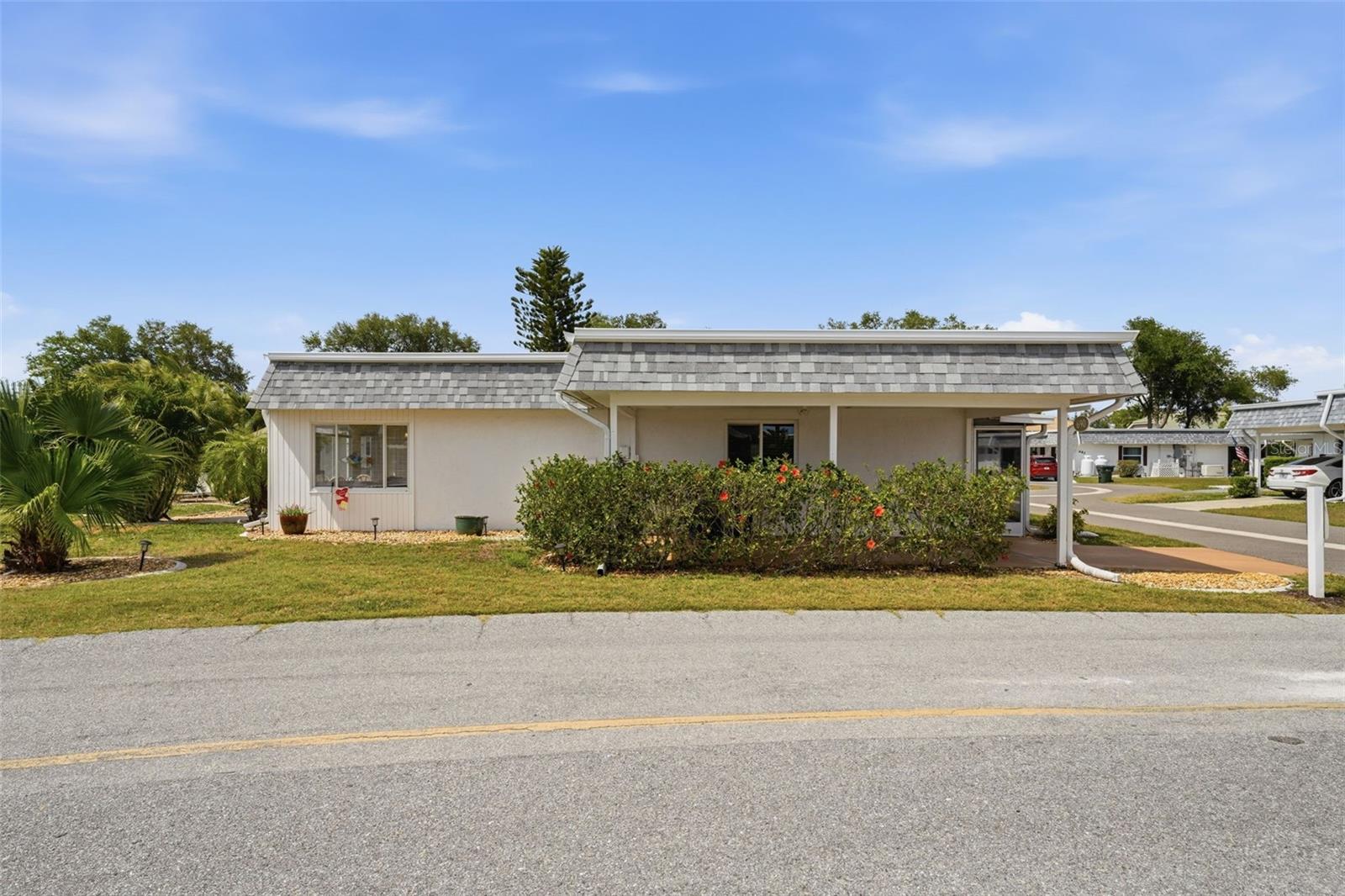 CIRCLE WOODS OF VENICE 2 - Residential