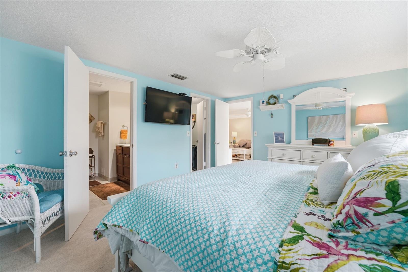 CIRCLE WOODS OF VENICE 2 - Residential