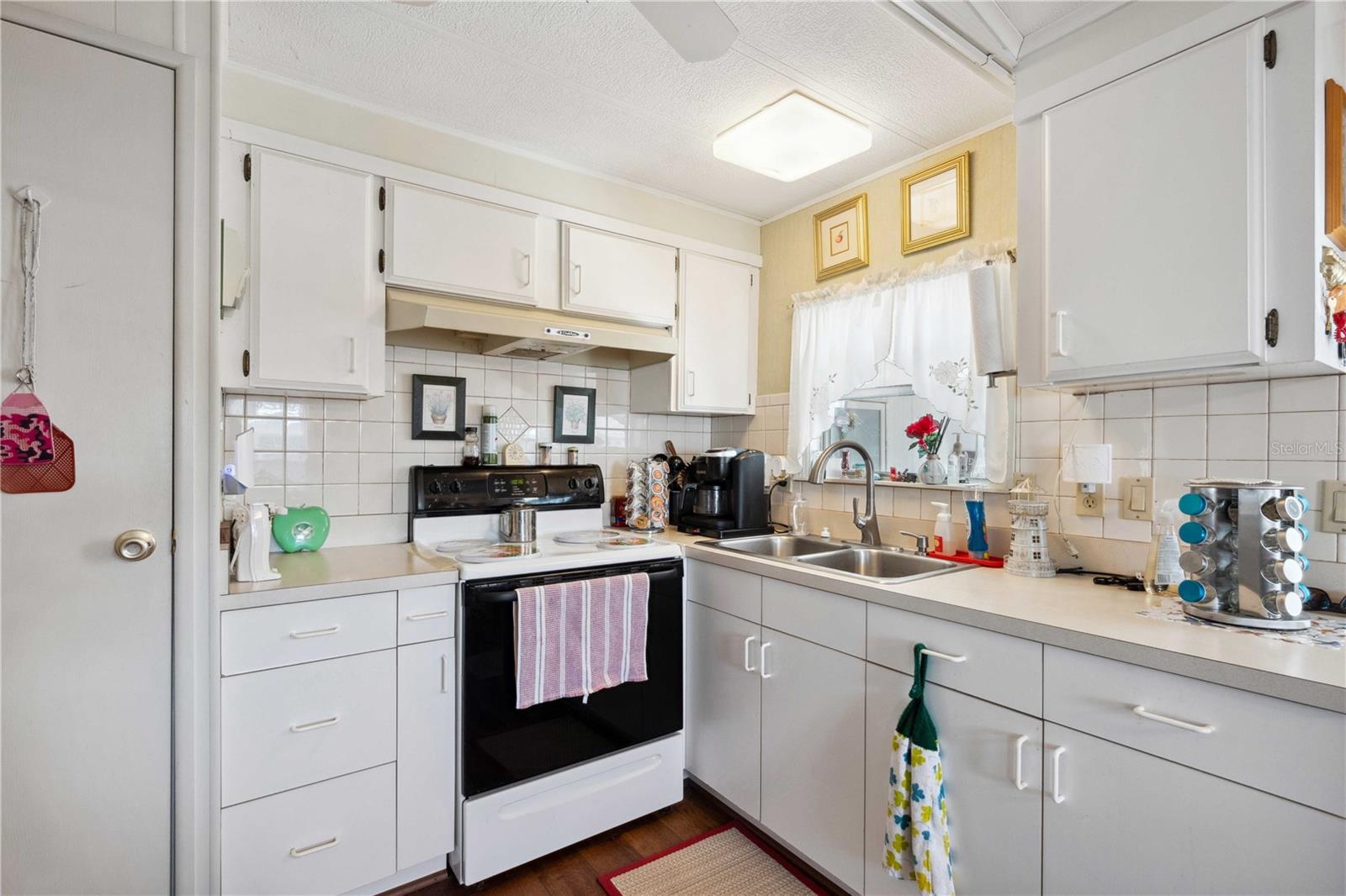 SPANISH TRAILS VILLAGE CONDO - Residential