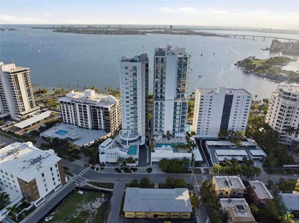 Photo of 615 S Palm Avenue #10, Sarasota, FL 34236 (MLS # TB8524968)