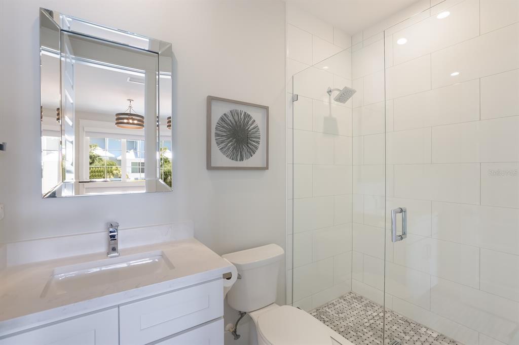 LONGBEACH ON LONGBOAT KEY - Residential