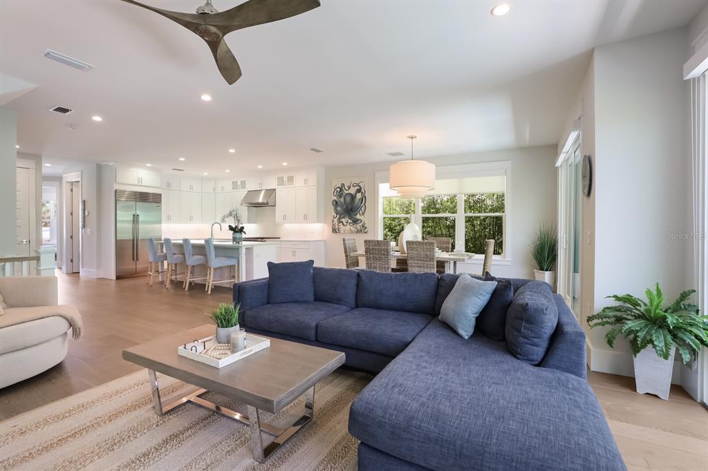 LONGBEACH ON LONGBOAT KEY - Residential