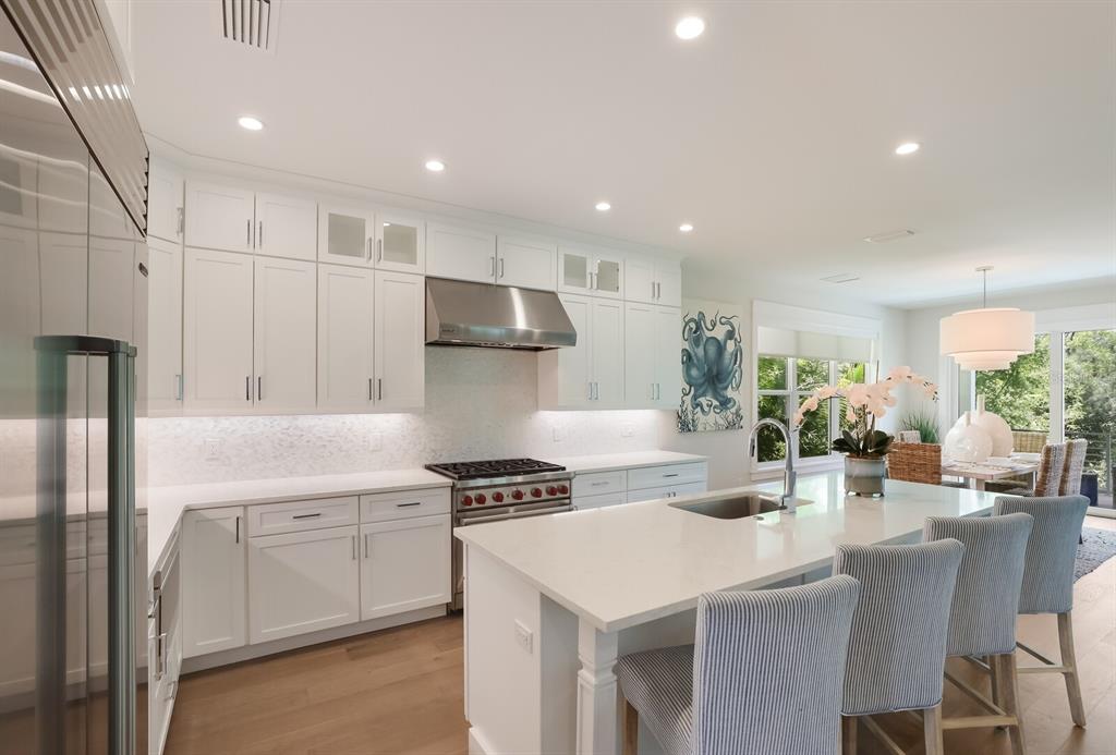 LONGBEACH ON LONGBOAT KEY - Residential