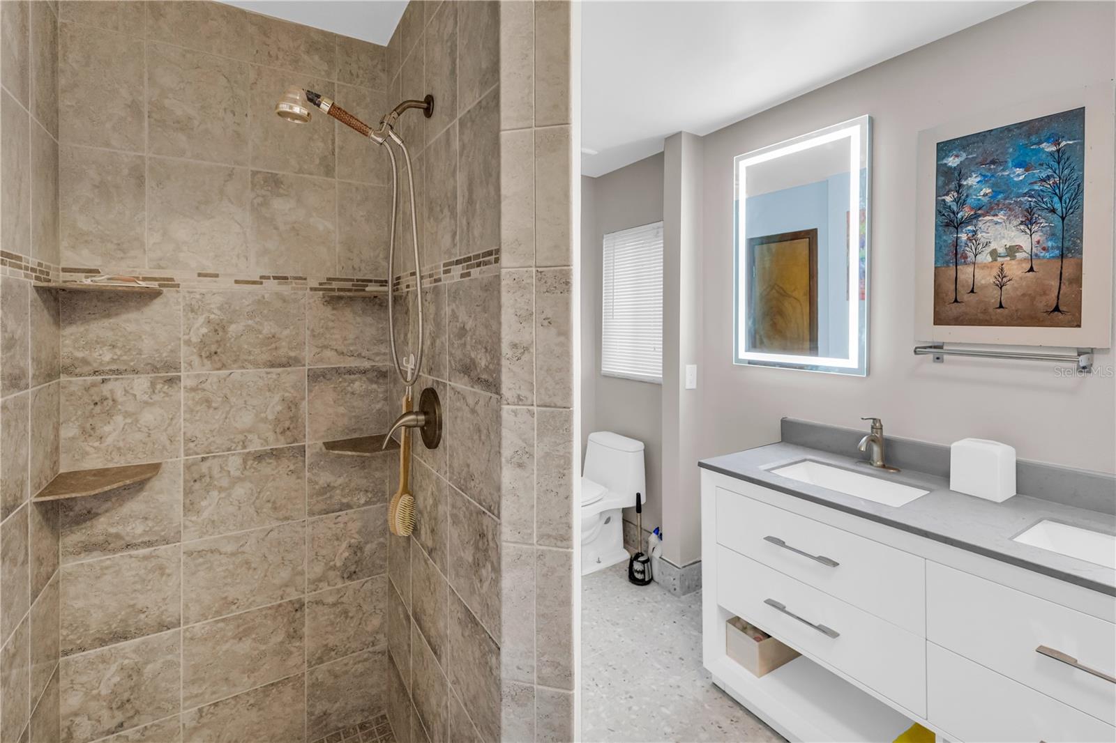 HIDDEN OAKS NORTH - Residential