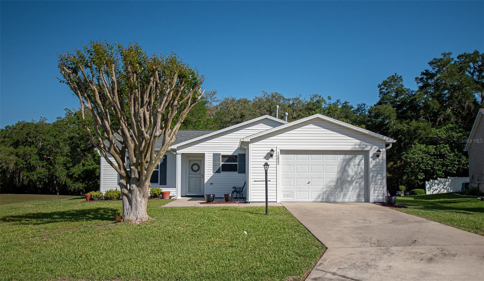 16852 SE 96TH CHAPELWOOD CIRCLE