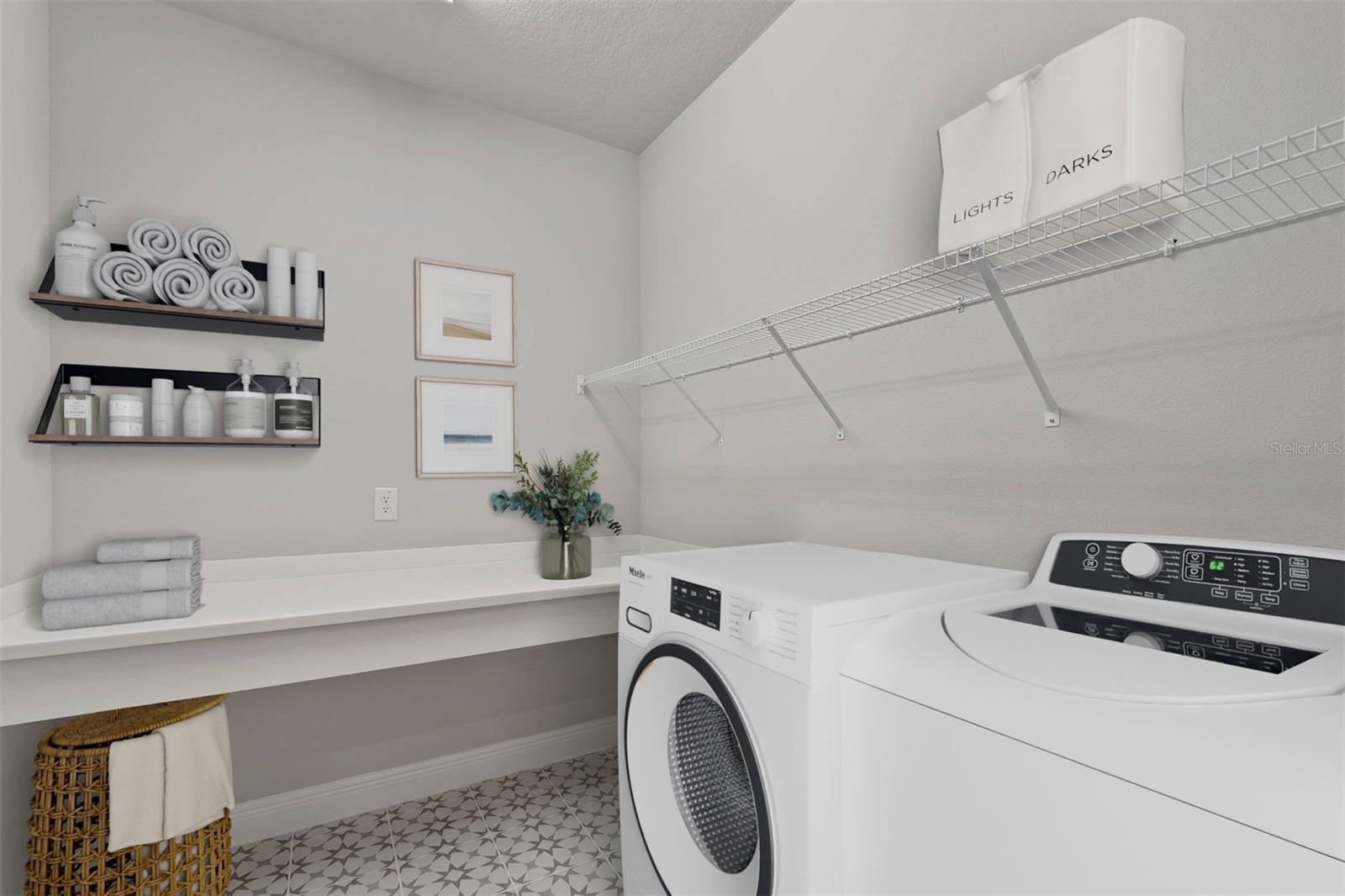 DISSTON WOODS - Residential