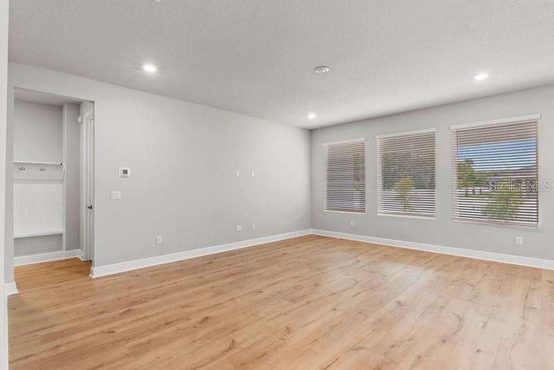 DISSTON WOODS - Residential