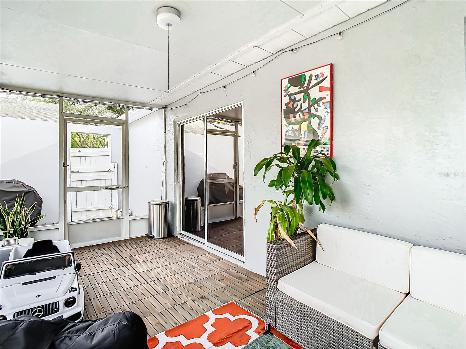 HIDDEN GROVE COURT - Residential