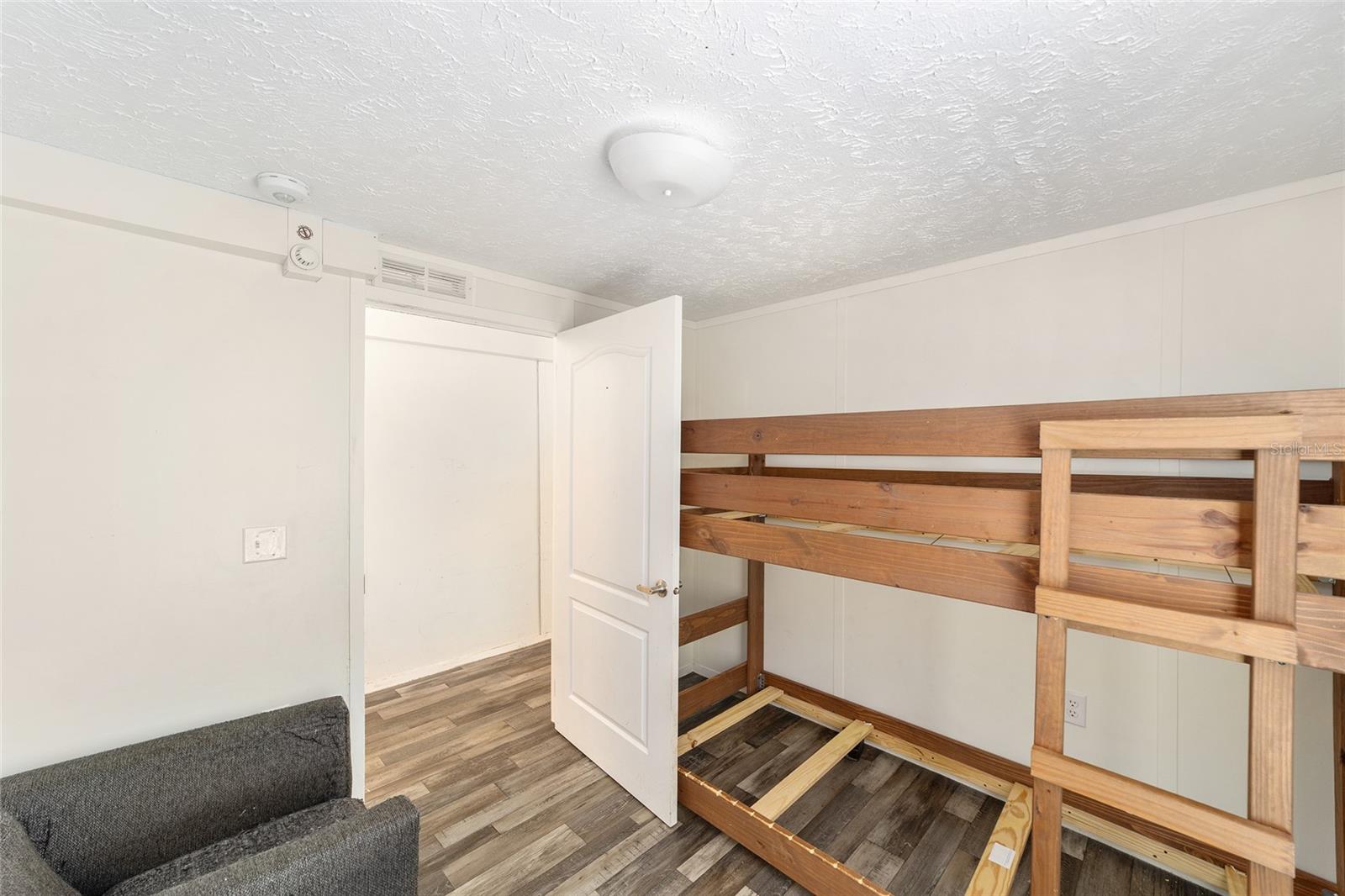 B & R/GREEN HIGHLANDS/COUNTRY EST AREA (328) - Residential