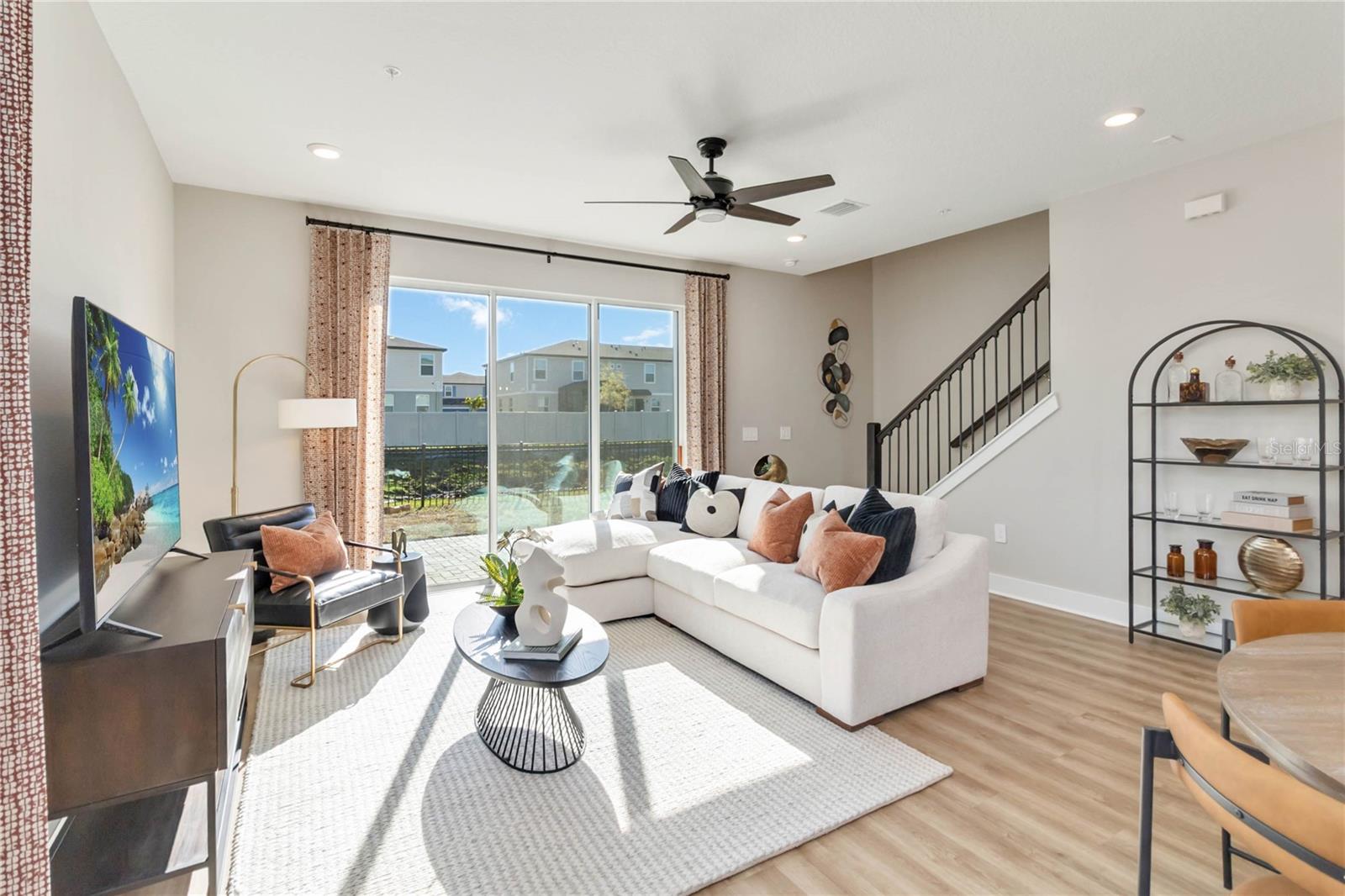 MAGNOLIA RESERVE - Residential