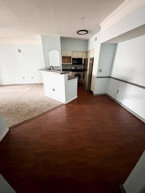 HAMPTONS/METROWEST PH 02 - Residential Lease