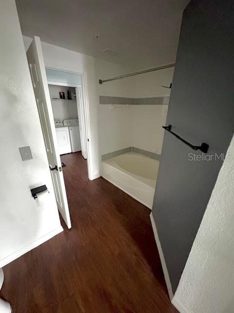 HAMPTONS/METROWEST PH 02 - Residential Lease