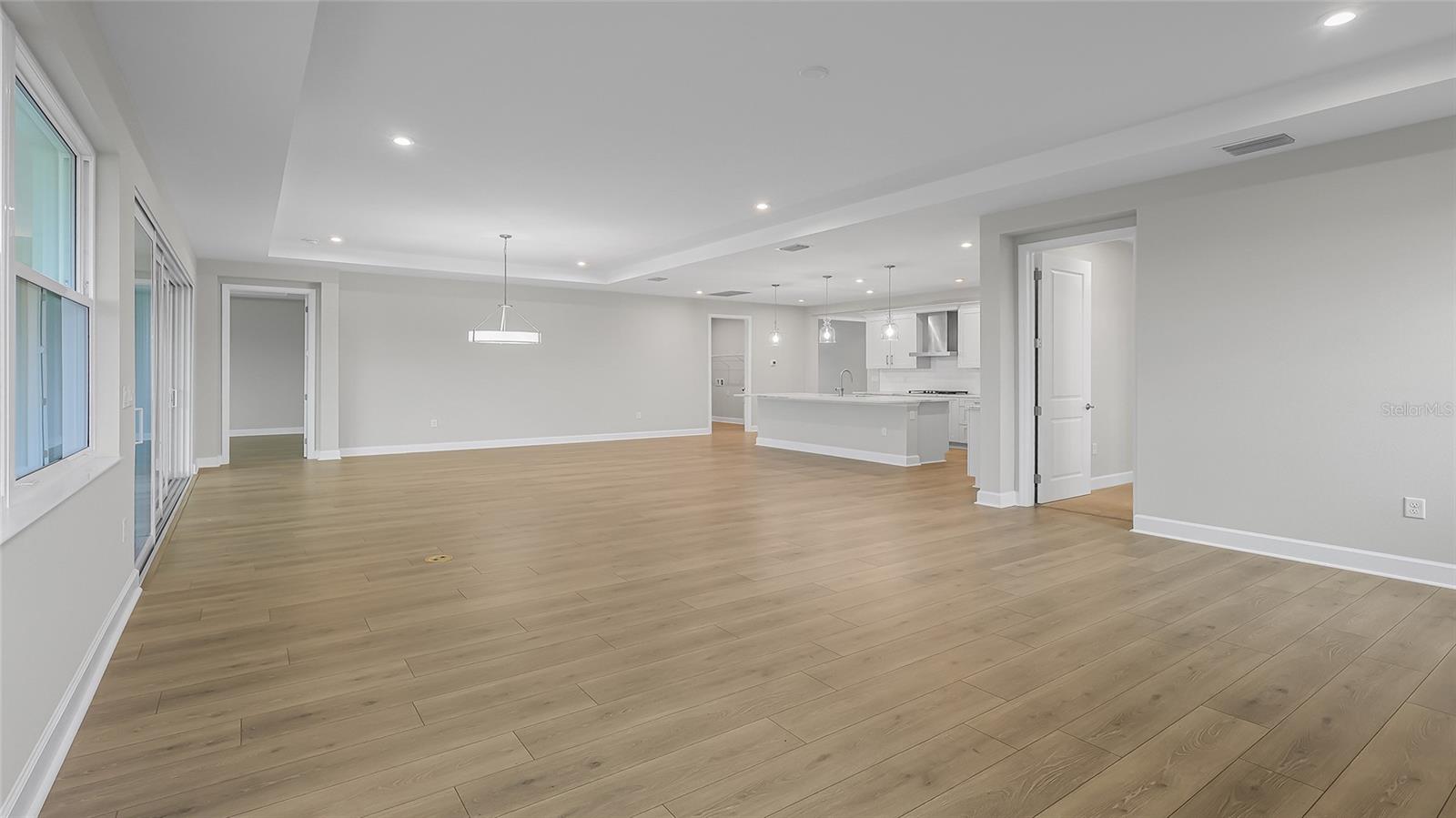 CRESSWIND AT LAKE HARRIS - Residential